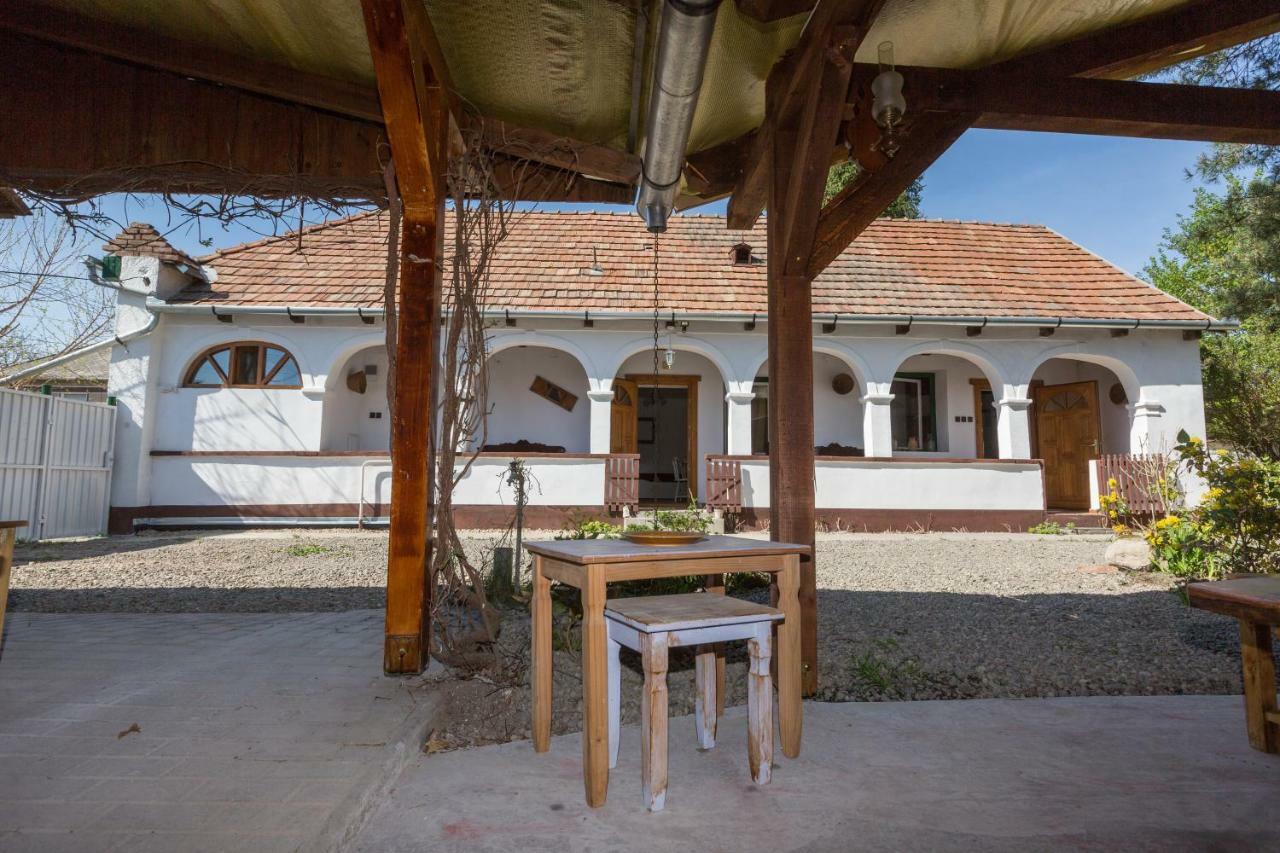 Hotel Gádoros Vendégház Egerszalók Exterior foto