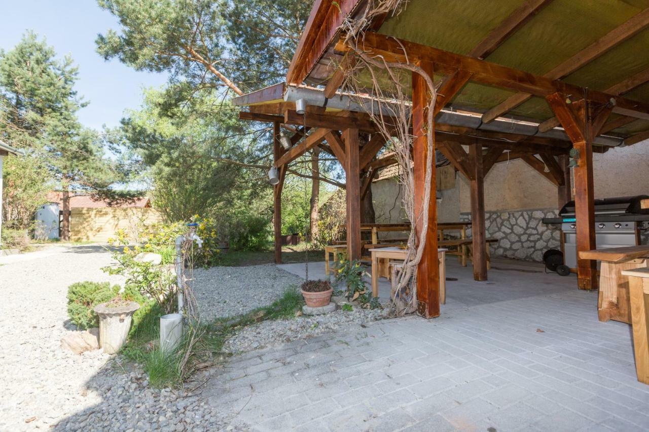 Hotel Gádoros Vendégház Egerszalók Exterior foto